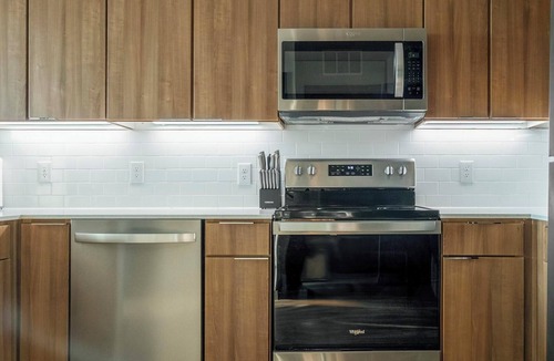 Buda Apartment | Landing | Beautiful 1BD, Pool, Gym