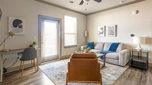 Manor Apartment | Landing Beautiful 1BD Pool Clubhouse