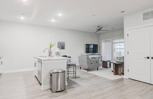 Fort Myers Apartment | Landing | Beautiful 1BD, Pool