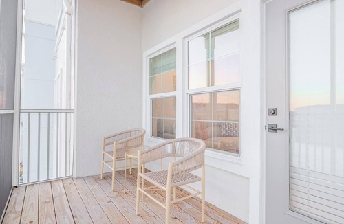 Fort Myers Apartment | Landing | Beautiful 1BD, Pool