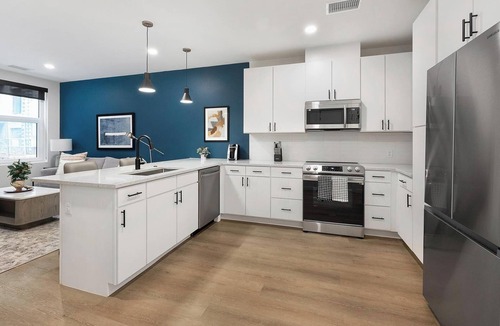 Civic Center Apartment | Landing | Beautiful 1BD, Rooftop Lounge, Gym