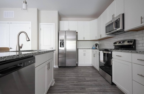 Huntersville Apartment | Landing | Beautiful 1BD, Gym, Game Room