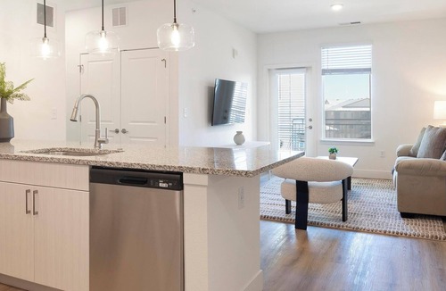 Firestone Apartment | Landing | Beautiful 1BD, Gym, Clubhouse