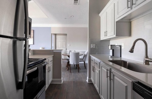 McDonough Apartment | Landing | Beautiful 1BD, Pool, Yoga Studio