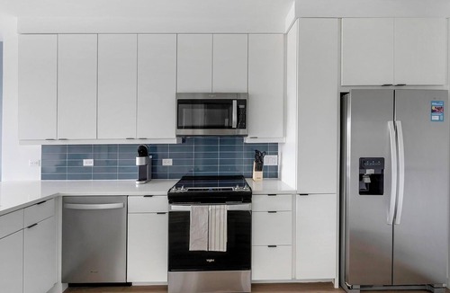 West End Apartment | Landing | Beautiful 1BD, Yoga Studio, Gym