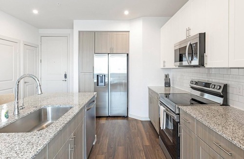 Fate Apartment | Landing | Beautiful 1BD, Gym, Pool