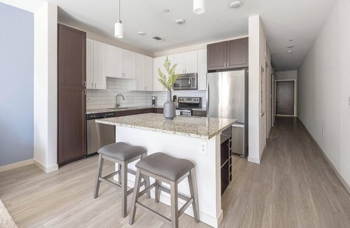 City Park Apartment | Landing | Beautiful 1BD, Yoga Studio