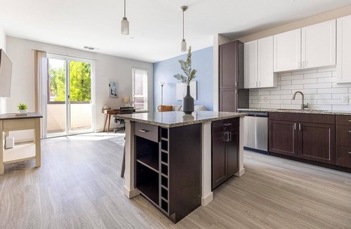 City Park Apartment | Landing | Beautiful 1BD, Yoga Studio