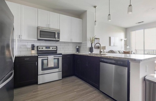 City Park Apartment | Landing | Beautiful 1BD, Yoga Studio