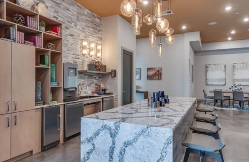 Haltom City Apartment | Landing | Beautiful 2BD, Gym, Pool