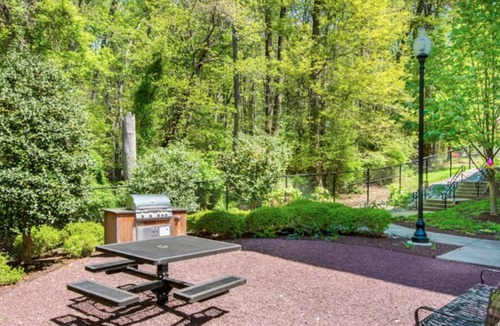 Chillum Apartment | Landing | Beautiful 2BD, Courtyard, Pool