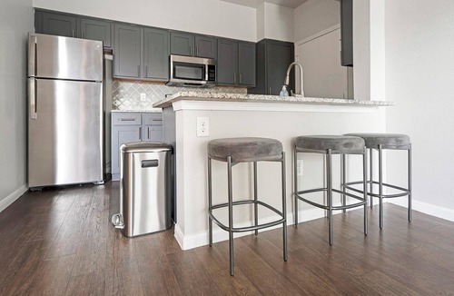 San Antonio Apartment | Landing | Beautiful 2BD, Pool, Clubhouse