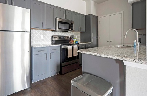 San Antonio Apartment | Landing | Beautiful 2BD, Pool, Clubhouse