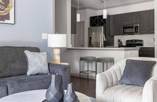 Wetmore Apartment | Landing | Beautiful 2BD, Gym, Yoga Studio