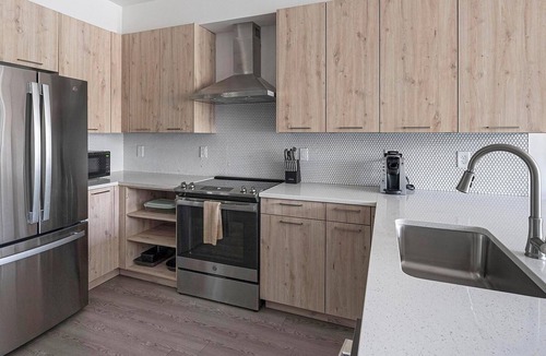 Crestline Heights Apartment | Landing | Beautiful 2BD, Clubhouse, Pool