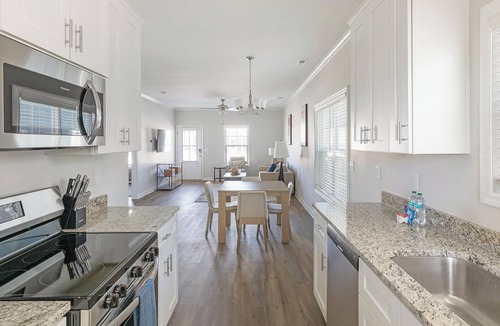 Huntsville Apartment | Landing | Beautiful 2BD, Pool, Courtyard