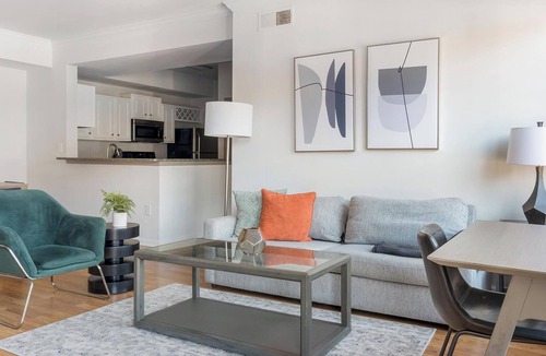 Piedmont Heights Apartment | Landing | Beautiful 2BD, Courtyard, Pool