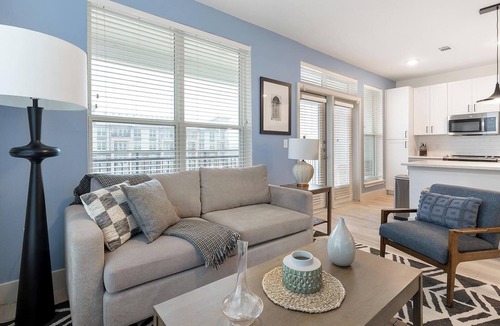 Garland Apartment | Landing | Beautiful 2BD, Clubhouse, Gym