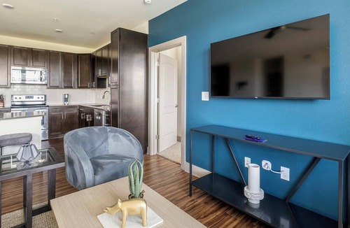 Klein Apartment | Landing | Beautiful 2BD, Clubhouse, Gym