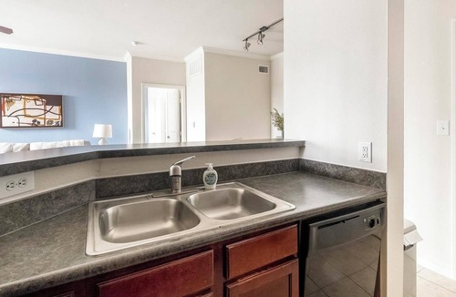 Barker Apartment | Landing | Beautiful 2BD, Clubhouse, Gym