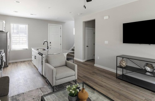 Madison Apartment | Landing | Beautiful 2BD, Clubhouse, Gym
