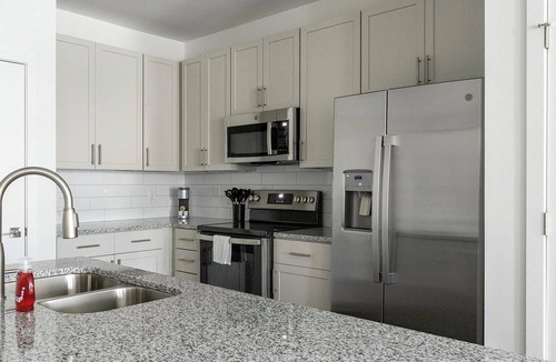 Southeast Raleigh Apartment | Landing | Beautiful 2BD, Clubhouse, Gym