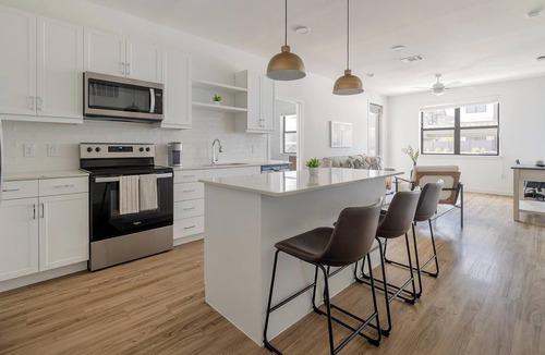 Austin Apartment | Landing | Beautiful 2BD, Clubhouse, Gym