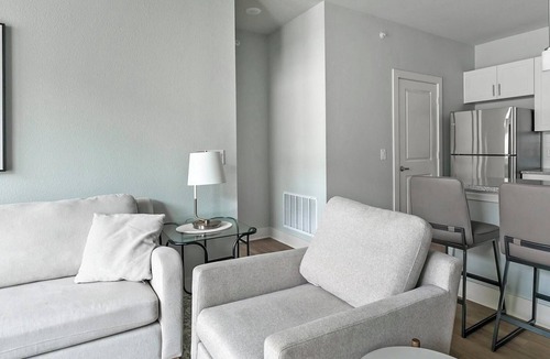 Conroe Apartment | Landing | Beautiful 2BD, Clubhouse, Yoga Studio