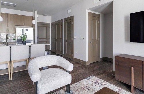 Memorial Apartment | Landing | Beautiful 2BD, Gym