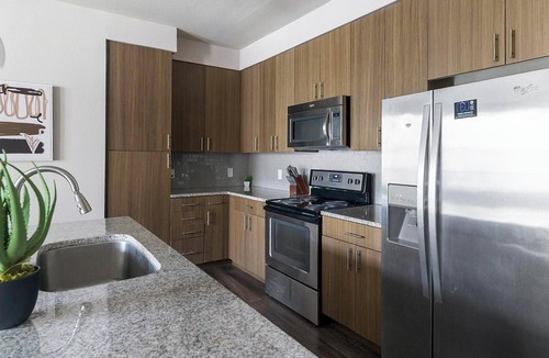 Memorial Apartment | Landing | Beautiful 2BD, Gym