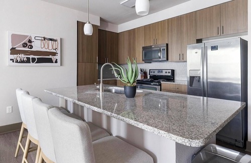 Memorial Apartment | Landing | Beautiful 2BD, Gym