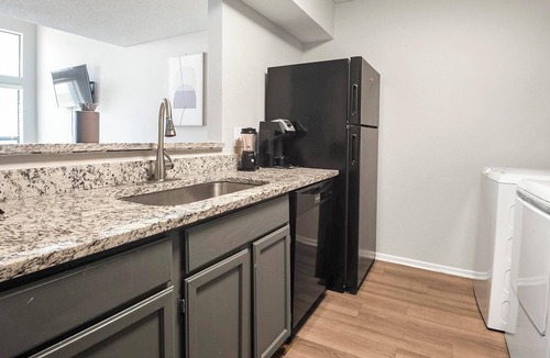 Cordova Apartment | Landing | Beautiful 2BD, Game Room, Pool