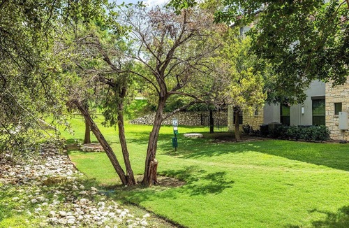 West Oak Hill Apartment | Landing | Beautiful 2BD, Gym