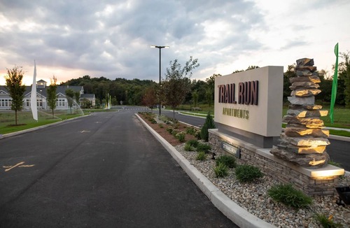Vernon Apartment | Landing | Beautiful 2BD, Gym, Game Room