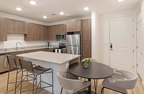 Garland Apartment | Landing | Beautiful 2BD, Pool, Gym