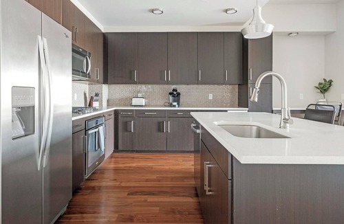 Houston Apartment | Landing | Beautiful 2BD, Tennis Court, Pool