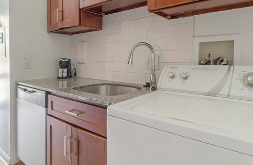 Greenbelt Apartment | Landing | Beautiful 2BD, Pool, Gym