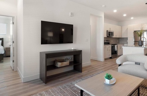 Firestone Apartment | Landing | Beautiful 2BD, Gym, Clubhouse