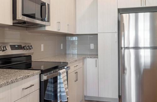 Firestone Apartment | Landing | Beautiful 2BD, Gym, Clubhouse