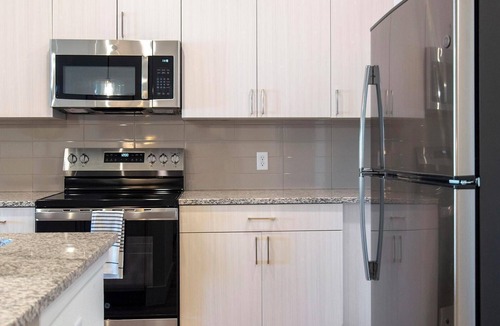 Firestone Apartment | Landing | Beautiful 2BD, Gym, Clubhouse
