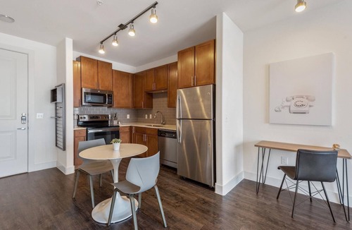 Midlothian Apartment | Landing | Beautiful 2BD, Game Room, Clubhouse