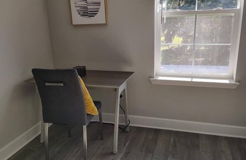 Newberry Apartment | Landing | Beautiful 2BD, Pool, Gym