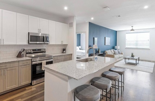 Fate Apartment | Landing | Beautiful 2BD, Gym, Pool