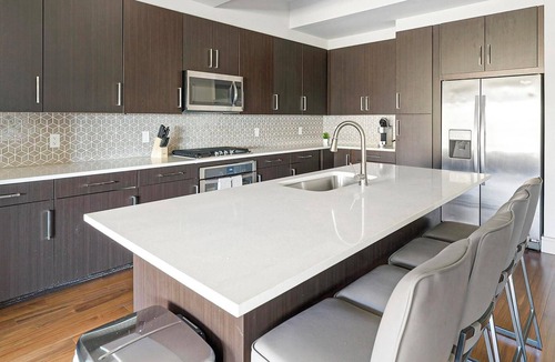 Houston Apartment | Landing | Beautiful 3BD, Gym, Tennis Court