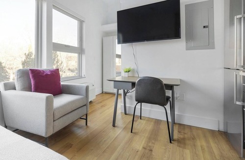 Cherry Creek Apartment | Landing | Beautiful Studio, Rooftop Lounge