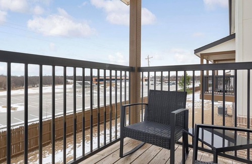 Broken Arrow Apartment | Landing | Beautiful 2BD, Clubhouse, Gym