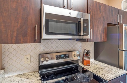 New Braunfels Apartment | Landing | Beautiful 1BD, Pool, Gym
