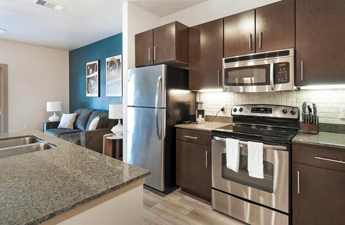 Gruene Apartment | Landing | Beautiful 1BD, Pool, Gym