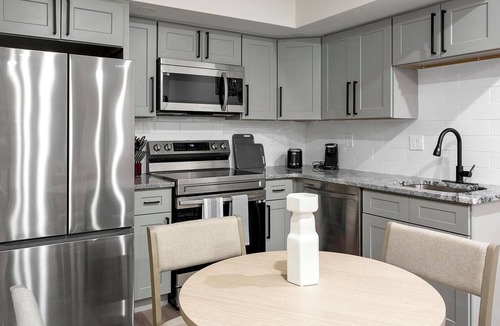 Spruce Hill Apartment | Landing | Beautiful 2BD, Clubhouse, Gym