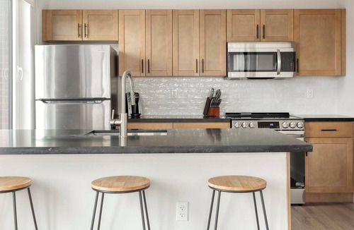 Kensington Apartment | Landing | Beautiful 1BD, Clubhouse, Rooftop Lounge